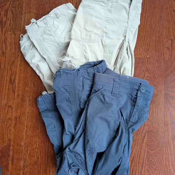 Style & Co Casual Cargo Pants Pair in Khaki & Blue Capri Length Runs Large - Picture 6 of 7